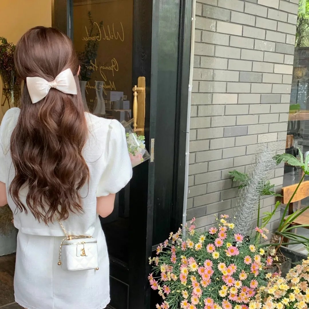 摸心第六感海报